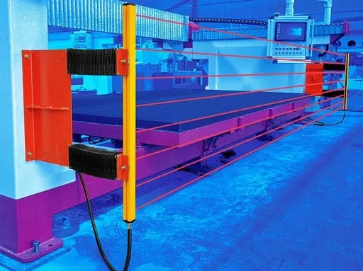 Safeguard Door (Optional) Safeguard Door (Optional)